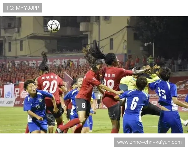 裁判争议再现：某场比赛的判罚引发轩然大波，裁判参与比赛